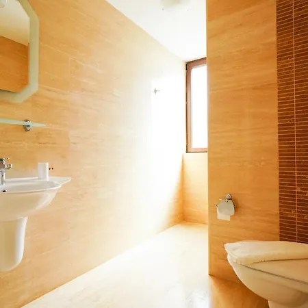 Leisha * Ortaca (Mugla)